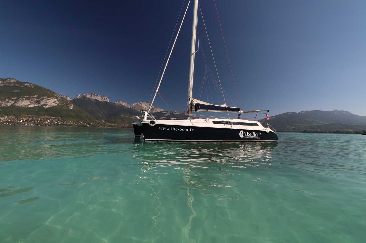 the boat catamaran annecy